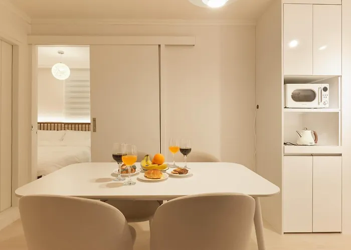 Villa Station 8min Myeongdong Hongdae Ddp *