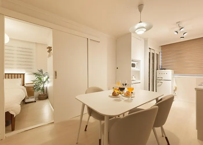 Villa Station 8min Myeongdong Hongdae Ddp Seoul